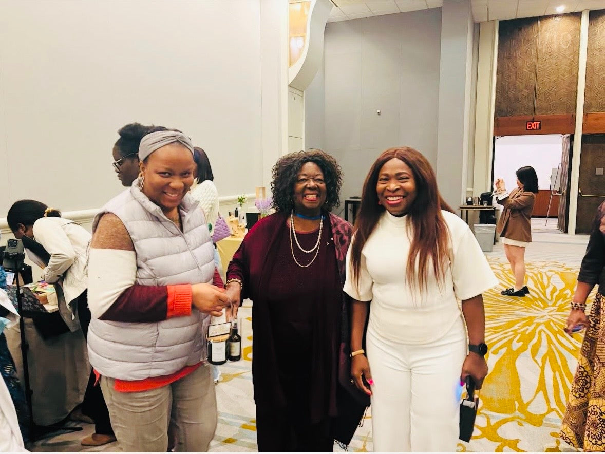 I Met the Hon. Jean Augustine at the Friends of Africa Marketplace!